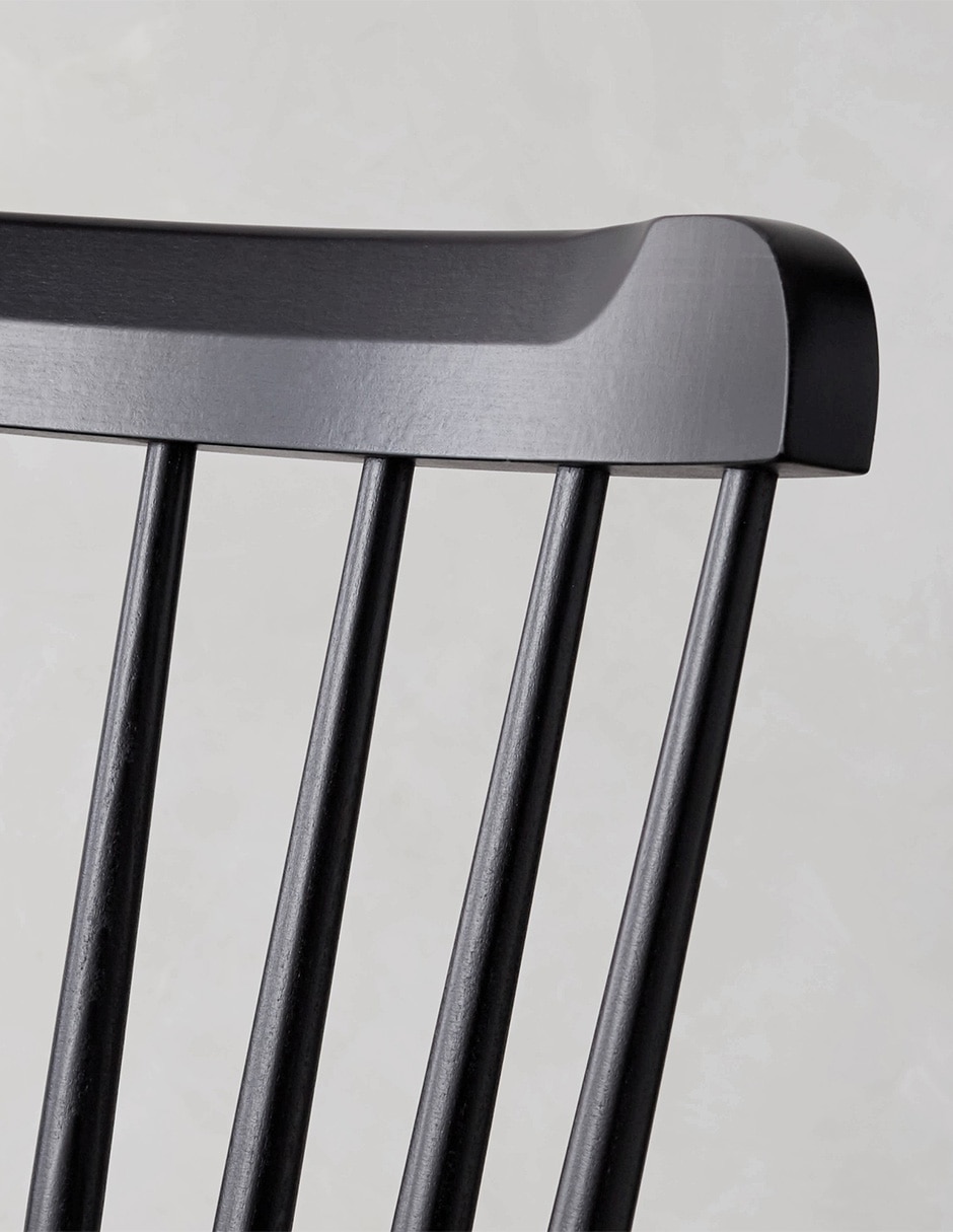 Set de sillas Ton Ironica de madera 2 piezas
